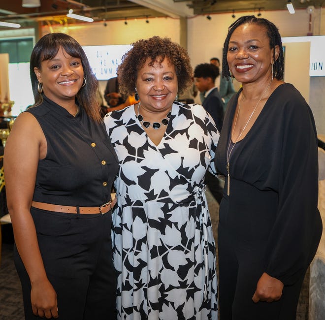 Lakeisha Bowden Collins, Velma Bowden, Tanya Holmes at Greenville Through a Lens, a Fine Arts Exhibit & Cultural Event hosted by The Cunningham Fine Arts Foundation. The event at The Unity Park’s Prisma Health Welcome Center, offered a one of a kind opportunity to experience some of Greenville's Black history on canvas and in performance, including original artwork from artist Timothy Cunningham.